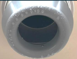 丸型の空調吹き出し口の結露